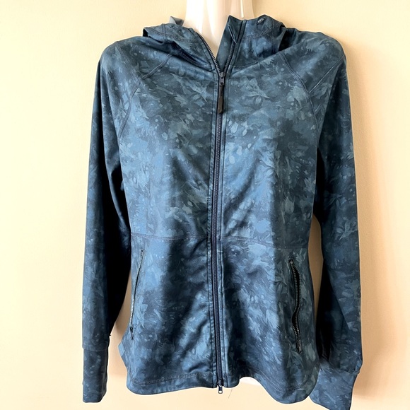 Carve Designs Jackets & Blazers - Carve Designs Hooded athletic jacket, women size S blue